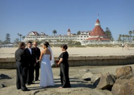 Elope to San Diego | Elope San Diego | www.elopetosandiego.com | (619) 66-ELOPE | (619) 663-5673