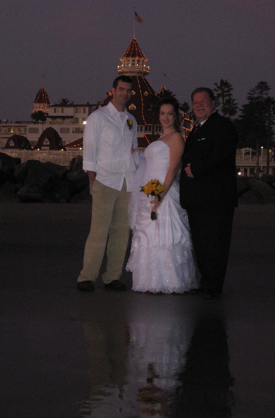 Elope to San Diego | Elope San Diego | www.elopetosandiego.com | (619) 66-ELOPE | (619) 663-5673