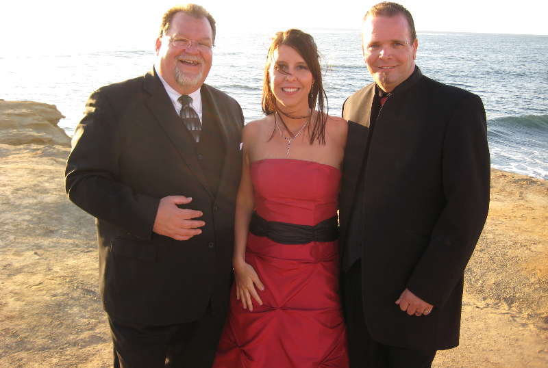 Elope to San Diego | Elope San Diego | www.elopetosandiego.com | (619) 66-ELOPE | (619) 663-5673