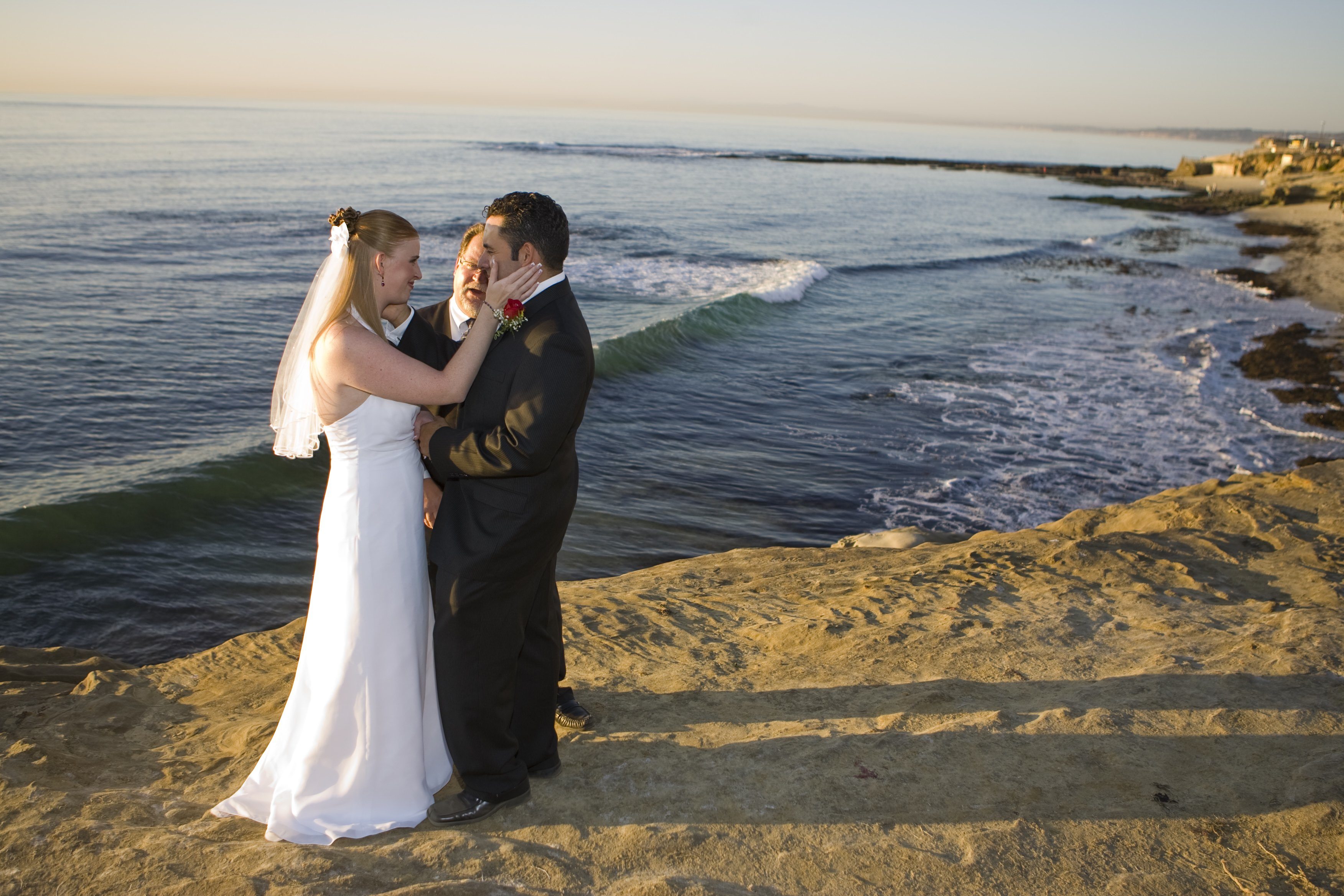 Elope to San Diego | Elope San Diego | www.elopetosandiego.com | (619) 66-ELOPE | (619) 663-5673